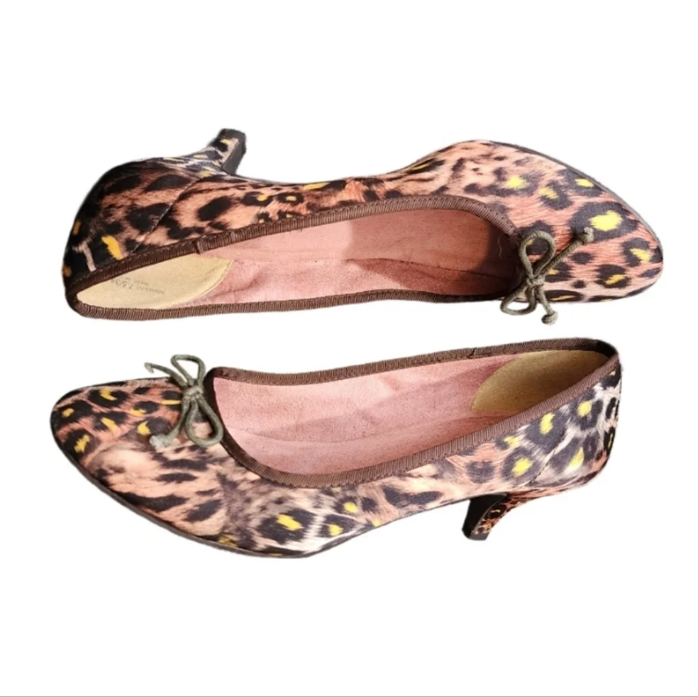 CL by Laundry Leopard Print Ballet Flats Tan Size 7.5 M - Picture 5 of 10